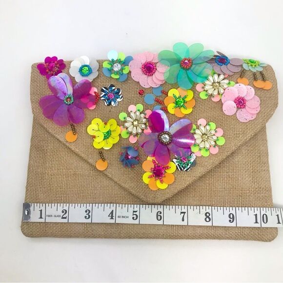 Boutique Multicolor 3D Spring Floral Embellished Burlap Clutch Purse - Picture 7 of 16